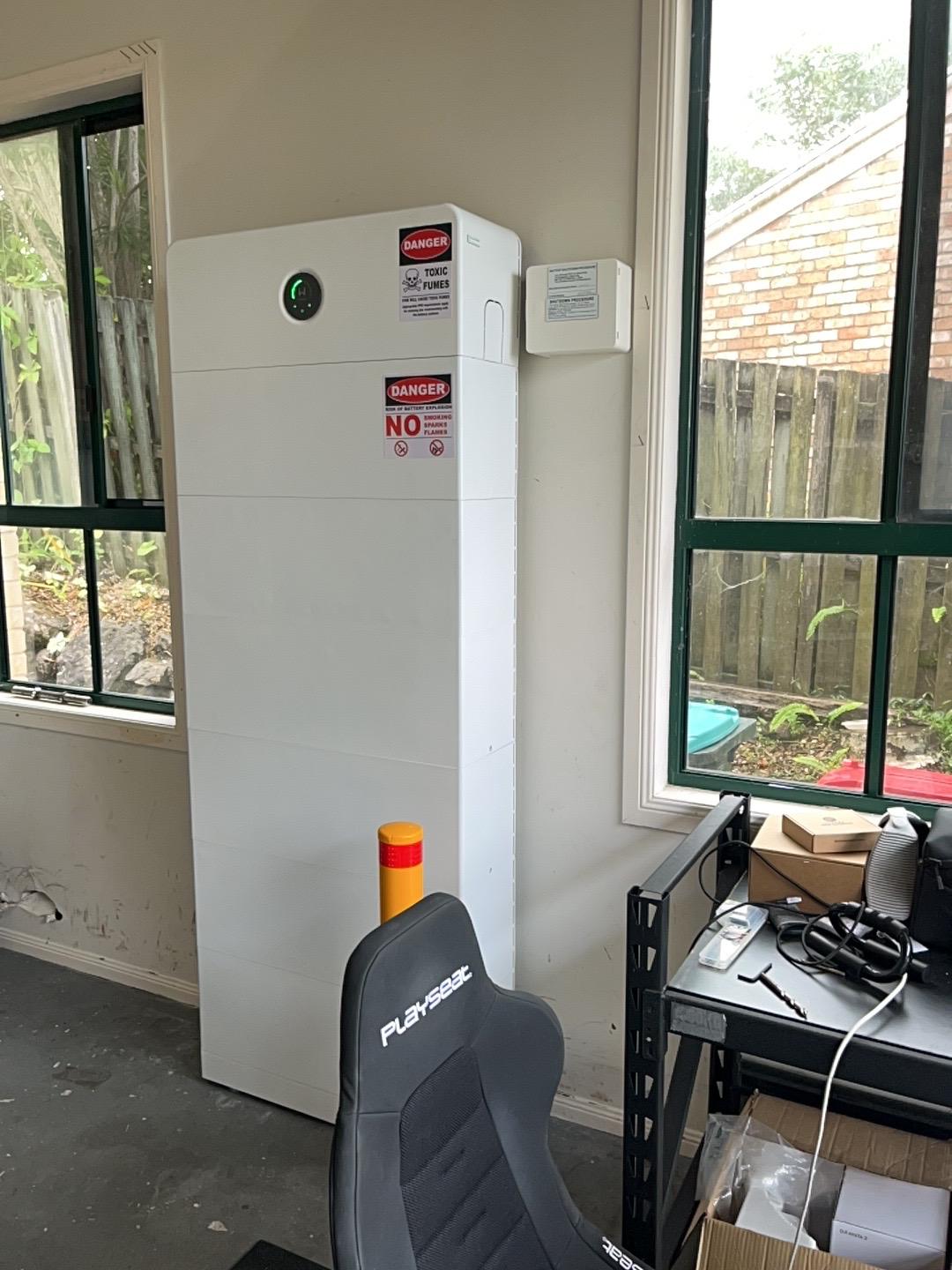 solar batteries gold coast